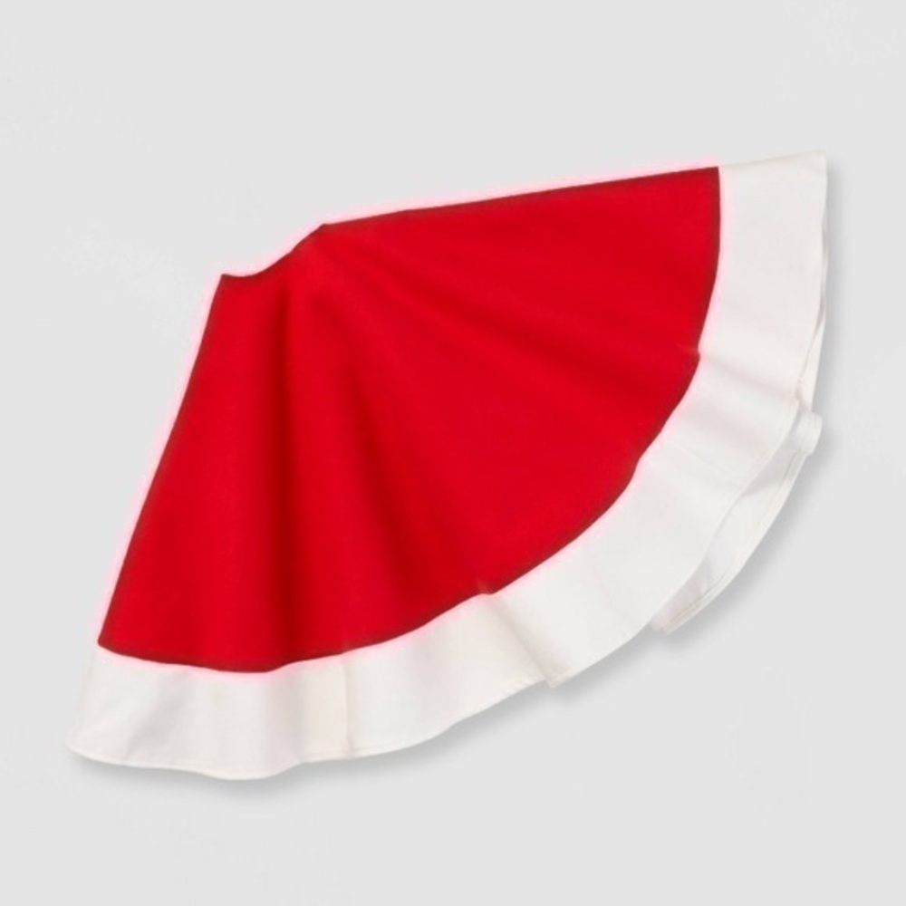 NWT. WONDERSHOP 48” Felt Tree Skirt